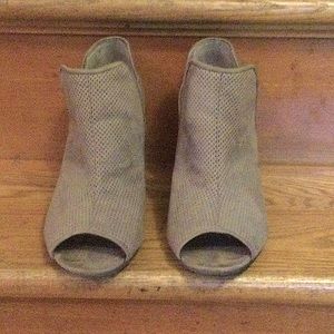 Peep toe booties. Life Stride size 11 3.5” heel like new worn 2-3 times.